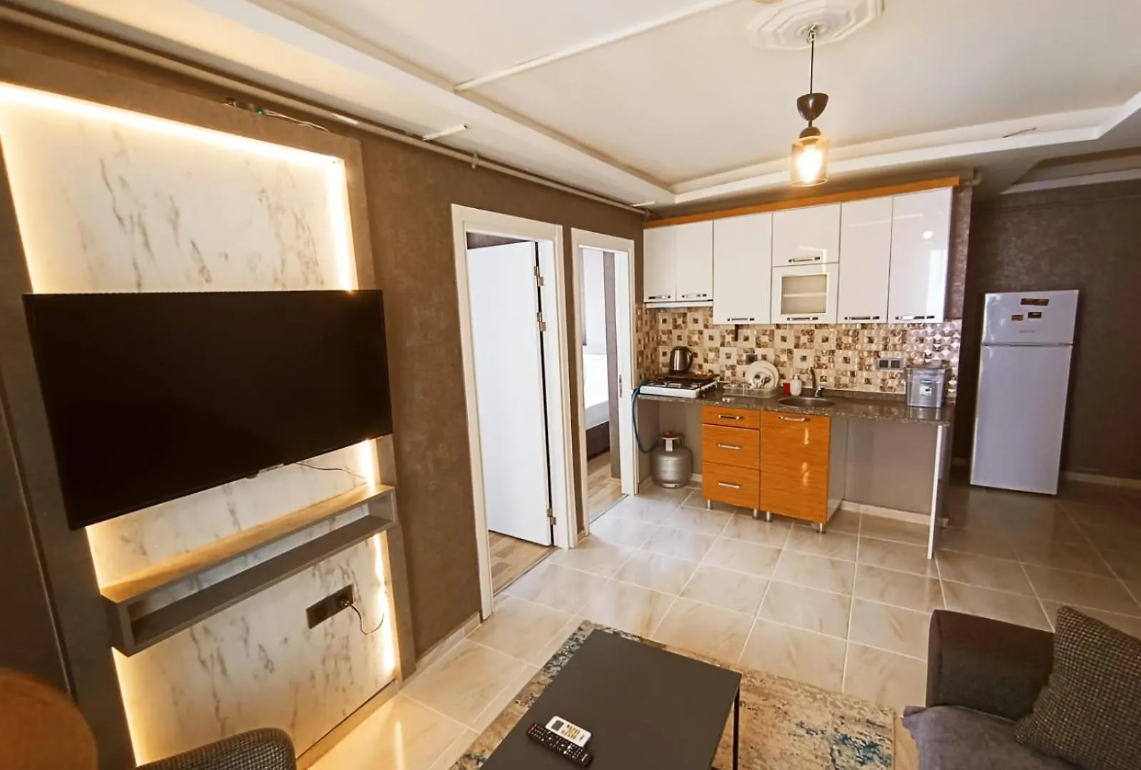Aslan Suit Otel Buca شقة